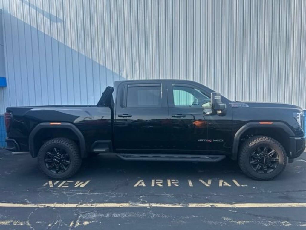 Used 2026 GMC Sierra 2500 HD AT4 Truck Crew Cab