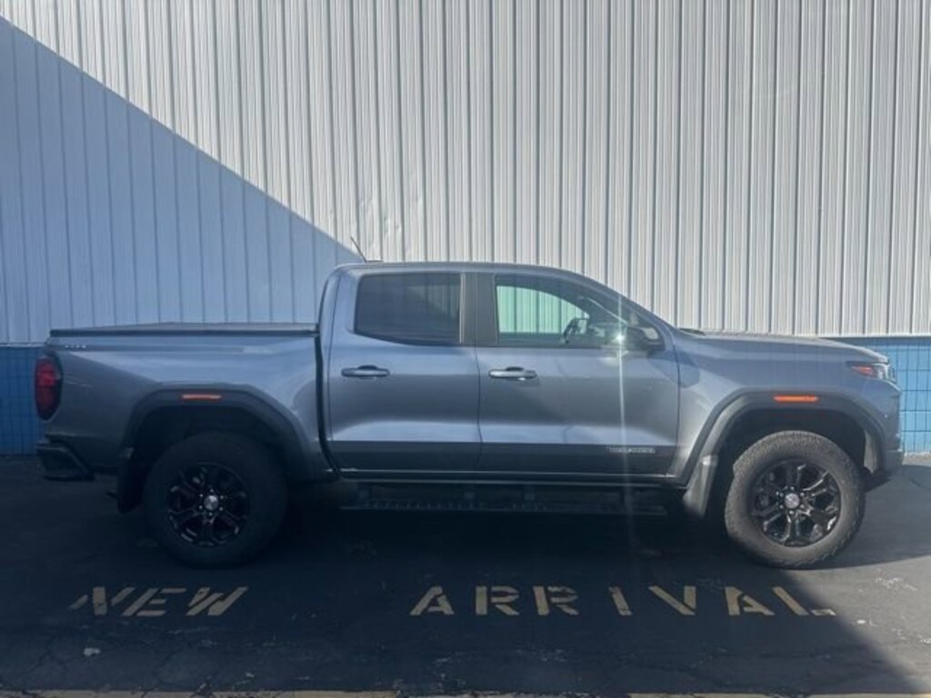 Used 2023 GMC Canyon Elevation Truck Crew Cab