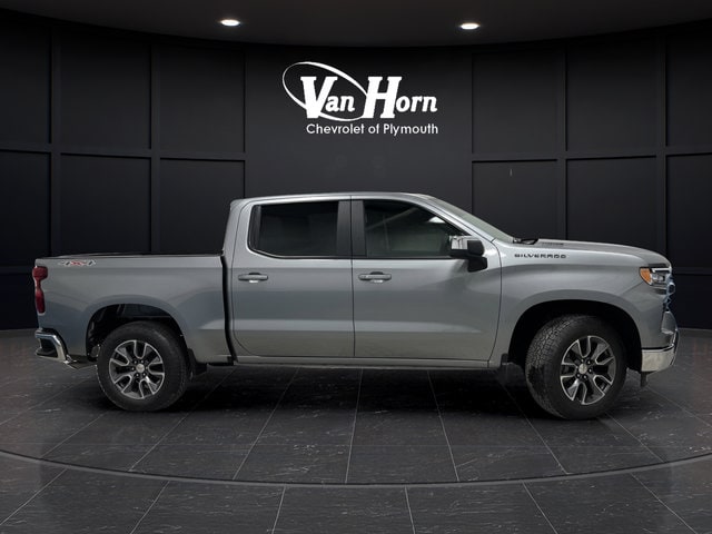 2026 Chevrolet Silverado 1500 LT - Photo 2