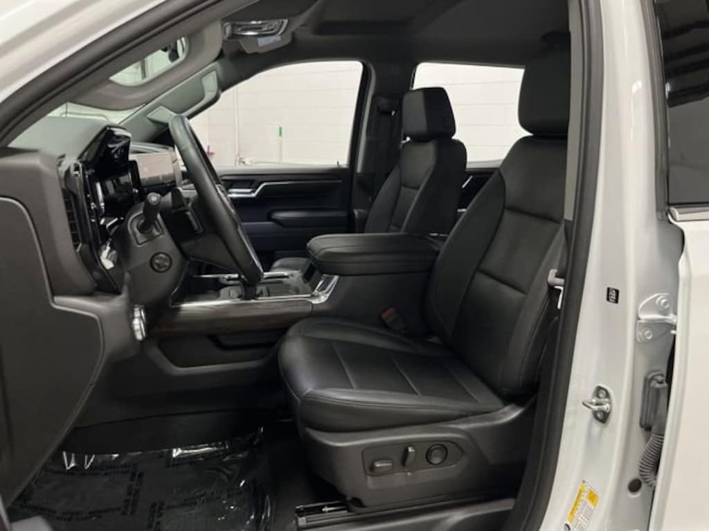 Used 2024 GMC Sierra 1500 SLT Truck Crew Cab