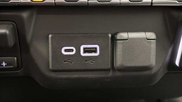 2026 Chevrolet Silverado 2500 HD Custom - Photo 32