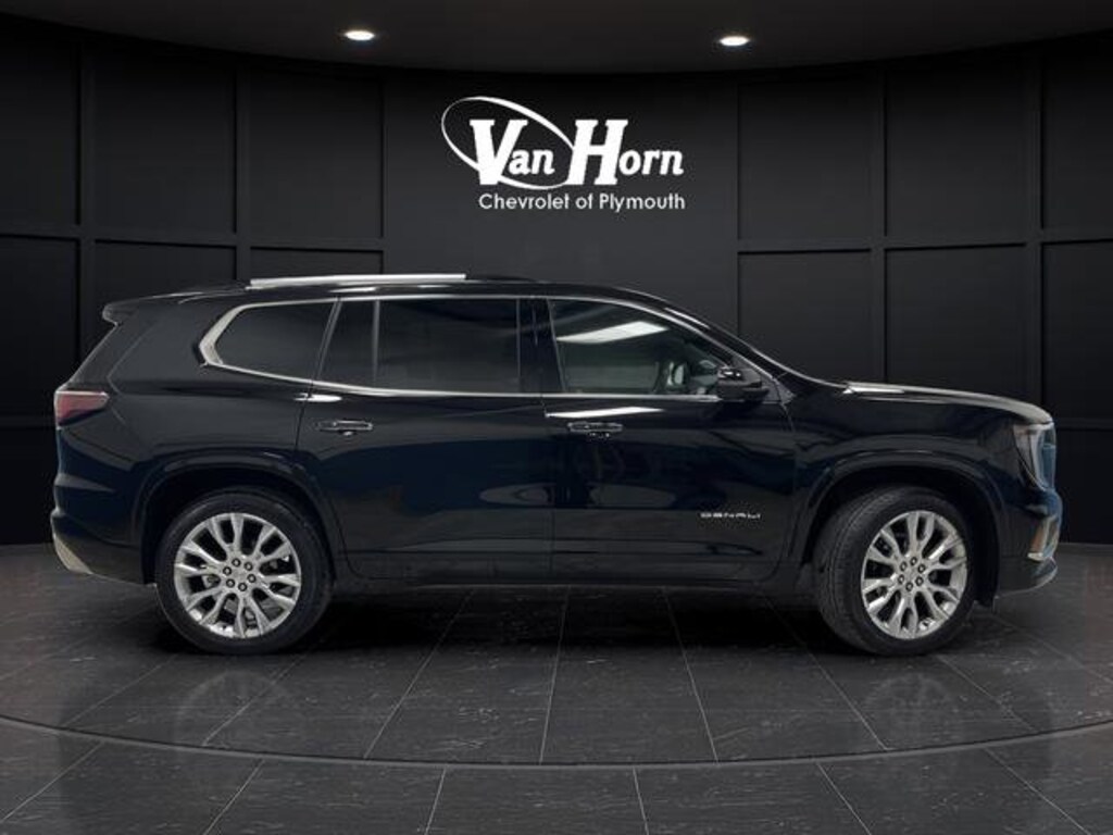 Used 2024 GMC Acadia Denali SUV