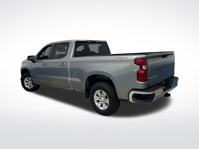 2025 Chevrolet Silverado 1500 LT photo 3
