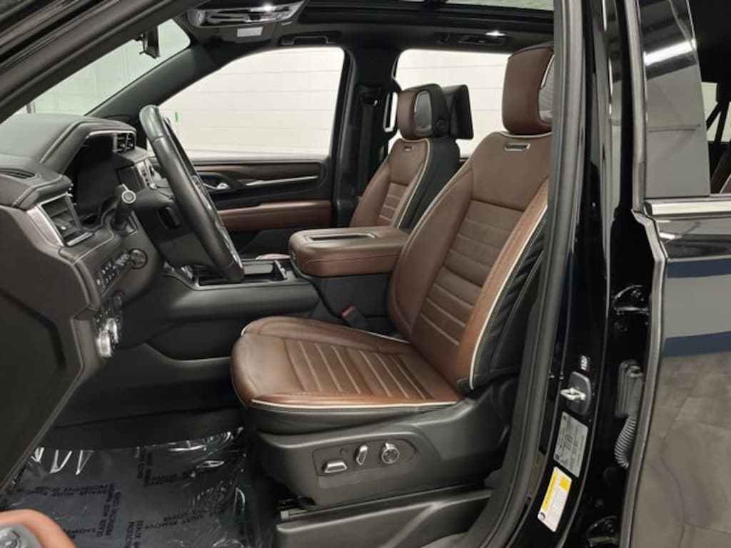 Used 2023 GMC Yukon XL Denali Ultimate SUV