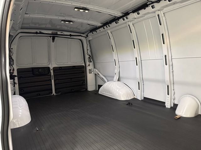 2026 Chevrolet Express Cargo Work Van - Photo 26