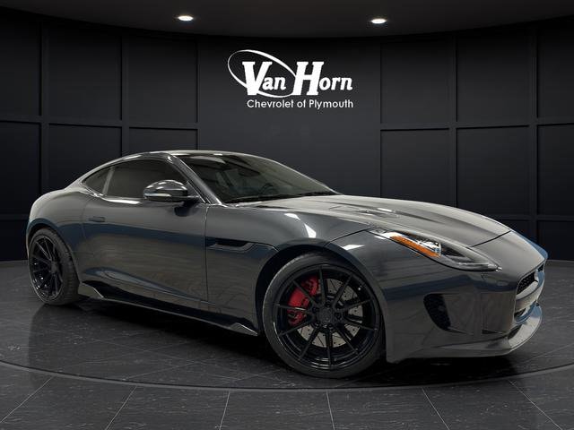 2016 Jaguar F-TYPE R Coupe's photo