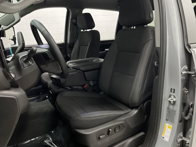 2024 Chevrolet Silverado 2500HD LT photo 4