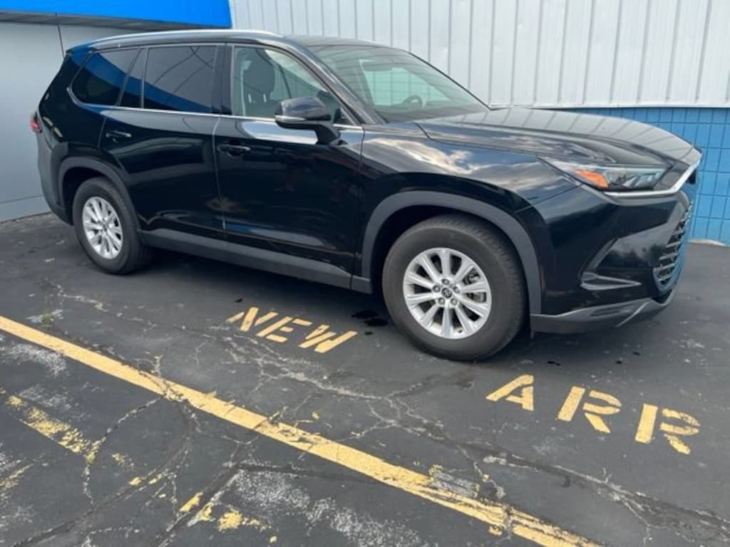 Used 2025 Toyota Grand Highlander XLE SUV