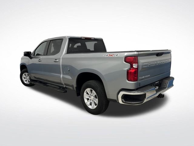 2023 Chevrolet Silverado 1500 LT photo 3