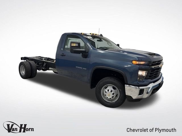 2025 Chevrolet Silverado 3500 HD Chassis Cab Work Truck