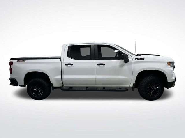 2023 Chevrolet Silverado 1500 LT Trail Boss photo 2