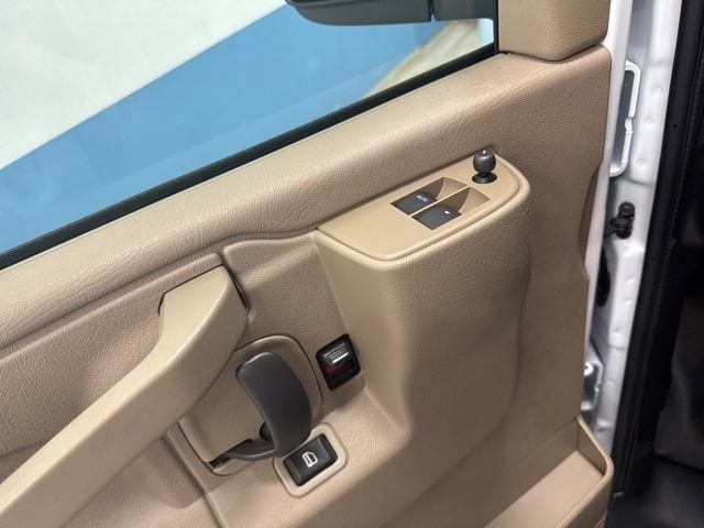 2026 Chevrolet Express Cargo Work Van - Photo 12