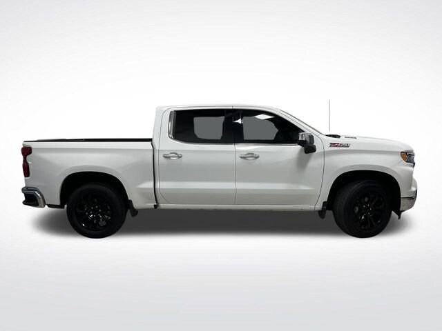 2023 Chevrolet Silverado 1500 LTZ photo 2