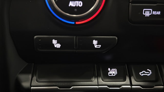 2022 Chevrolet Silverado 3500HD LT - Photo 29