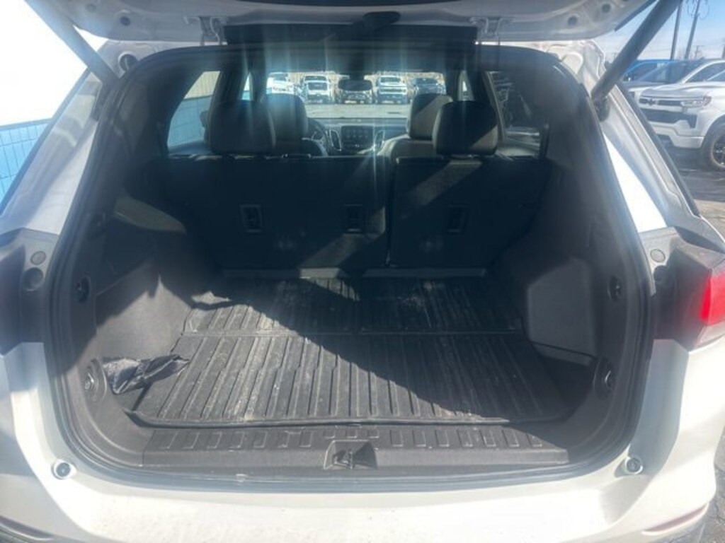 Used 2024 Chevrolet Equinox Premier SUV