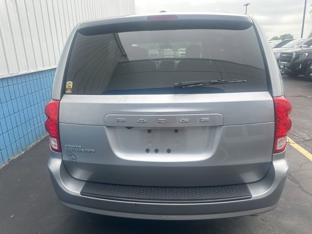 2020 Dodge Grand Caravan SE Plus photo 2