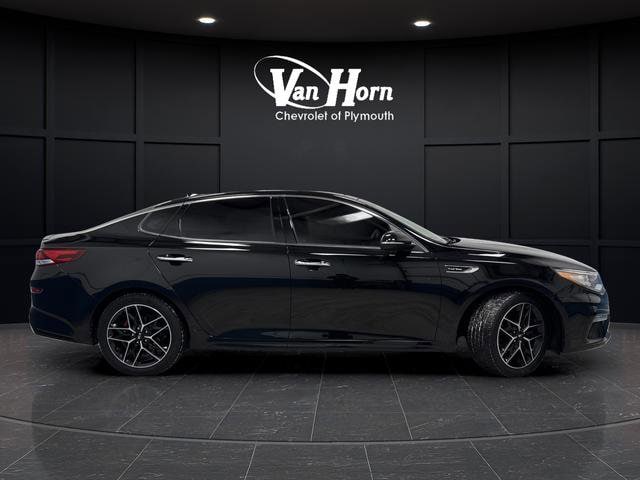 Used 2019 Kia Optima SX with VIN 5XXGW4L27KG333900 for sale in Plymouth, WI
