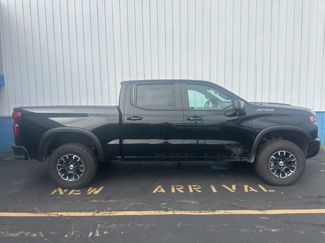 2024 Chevrolet Silverado 1500 ZR2 photo 2