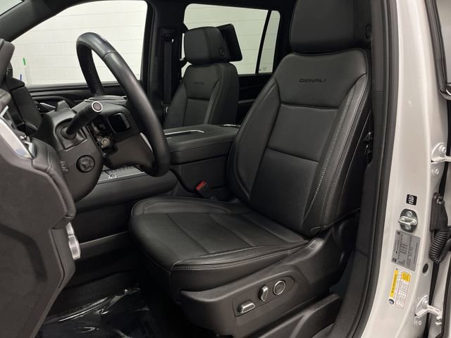 2024 Gmc Yukon XL Denali photo 2
