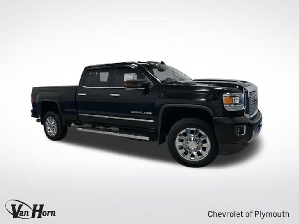 Used 2017 GMC Sierra 2500 HD Denali Truck Crew Cab