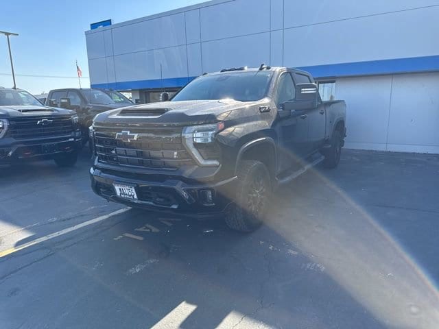 2024 Chevrolet Silverado HD LTZ 4WD Crew Cab Standard Box's photo