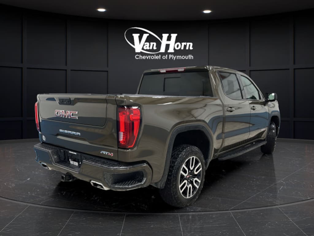 Used 2024 GMC Sierra 1500 AT4 Truck Crew Cab