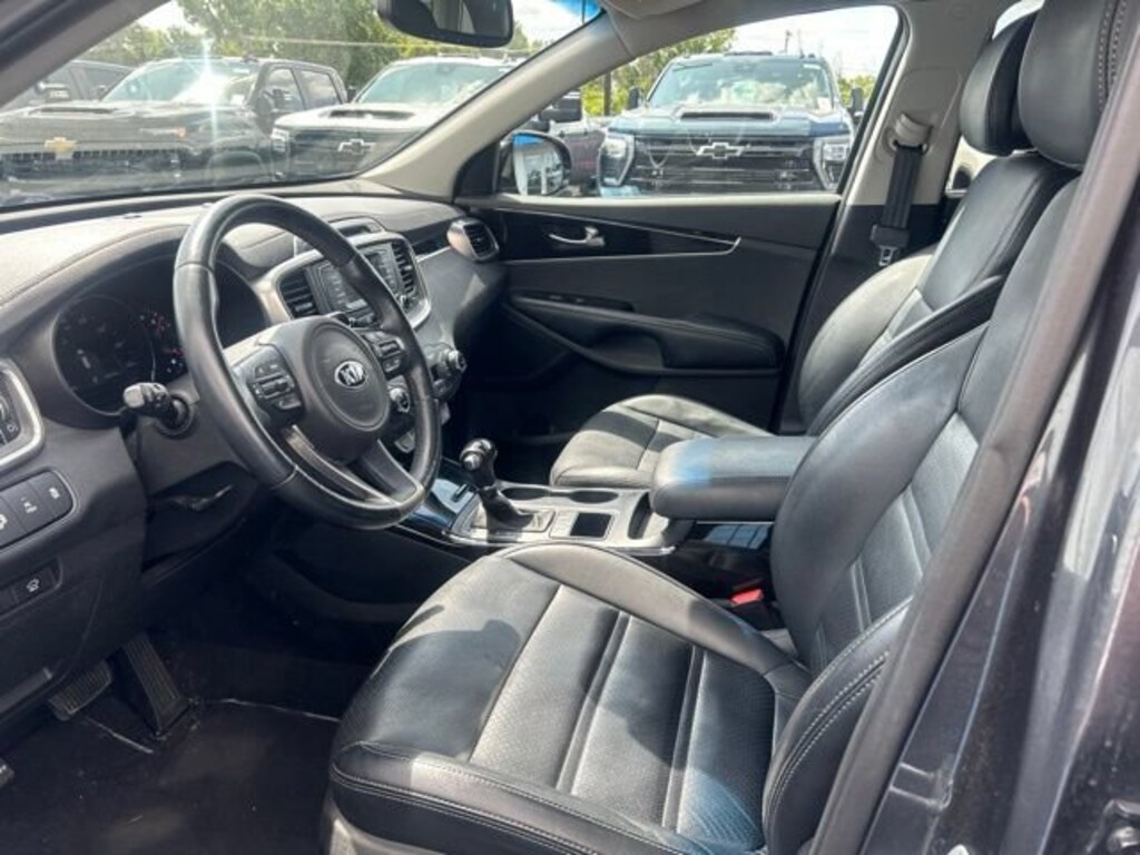 Used 2016 Kia Sorento 3.3L EX SUV