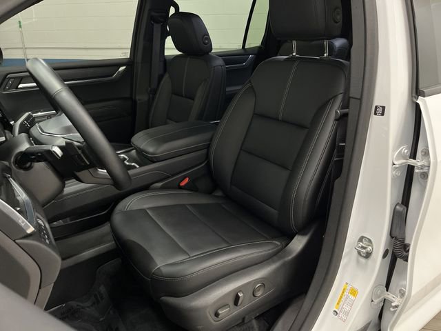 2024 Gmc Acadia Elevation photo 3