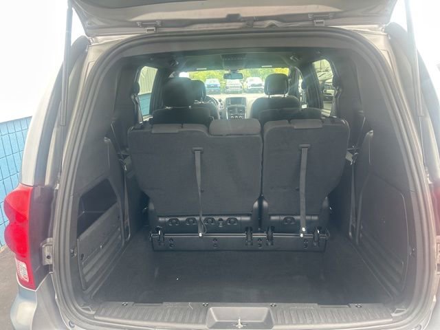 2020 Dodge Grand Caravan SE Plus photo 3