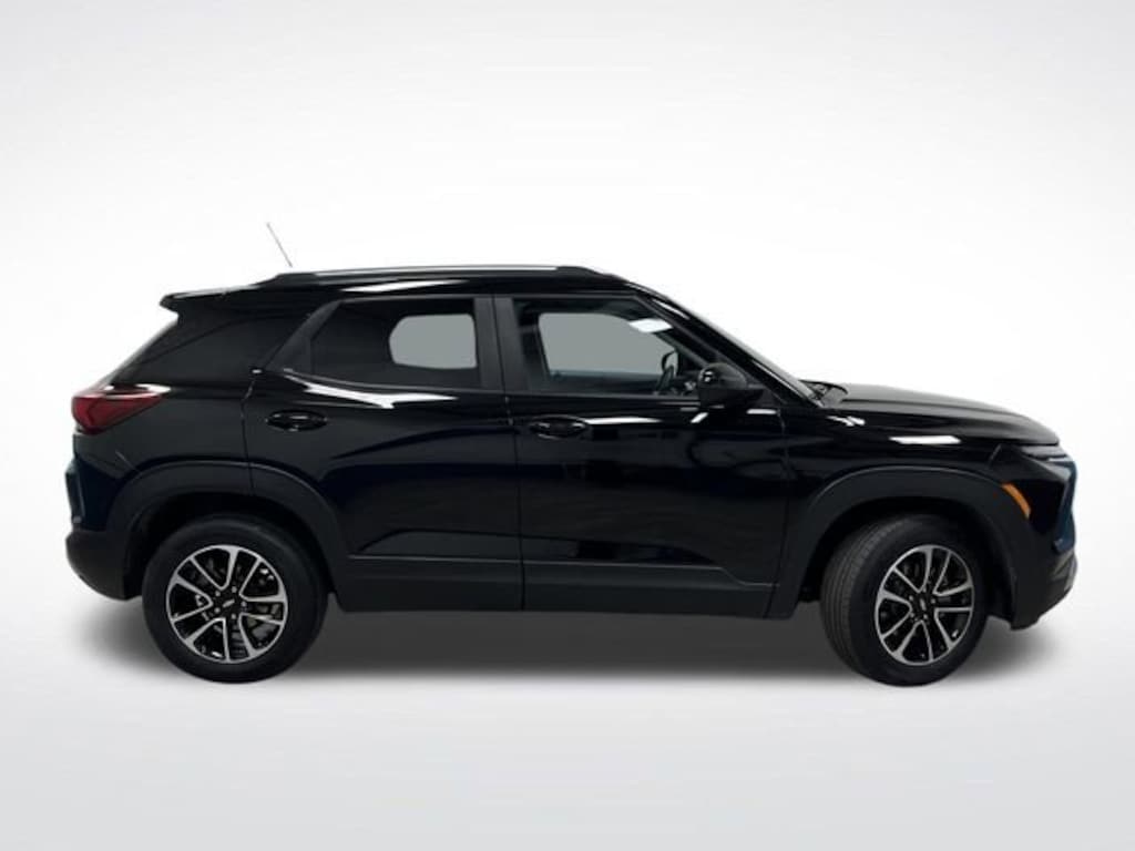 Used 2024 Chevrolet Trailblazer LT SUV