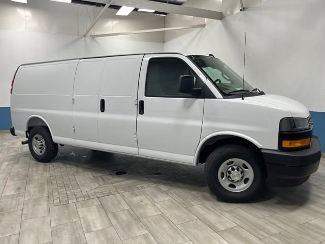 2026 Chevrolet Express Cargo