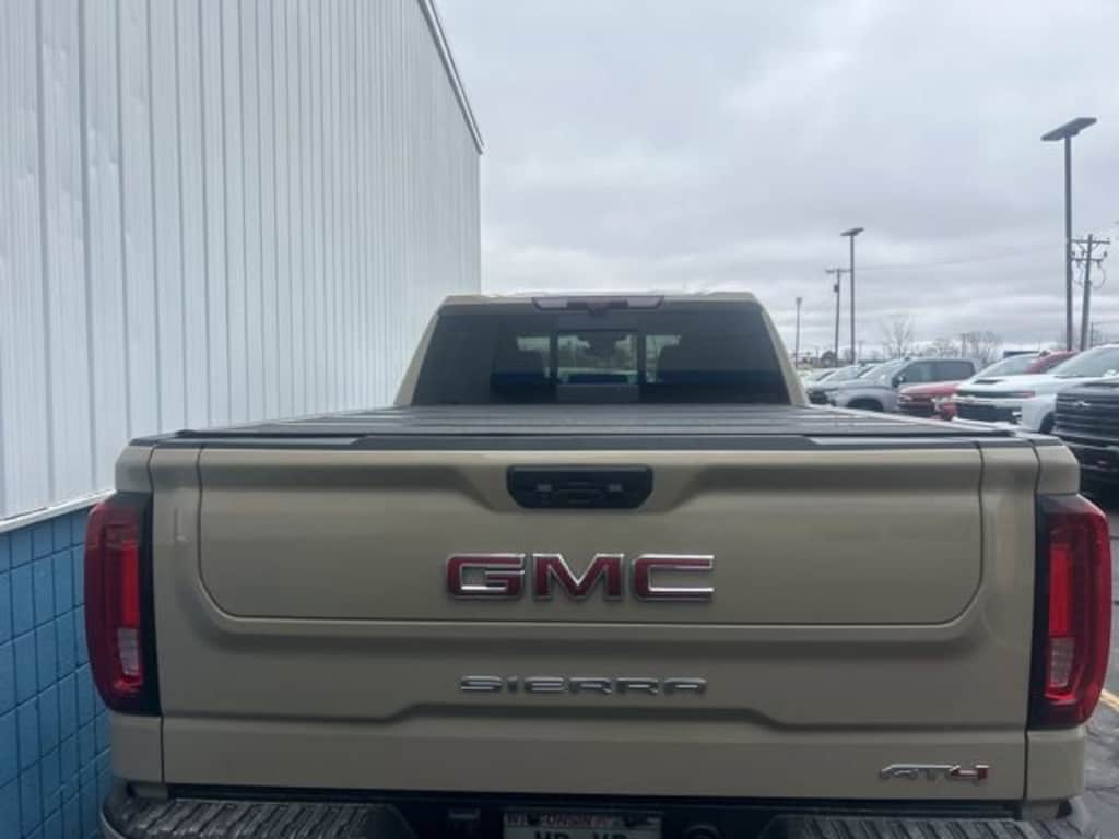 Used 2022 GMC Sierra 1500 AT4 Truck Crew Cab