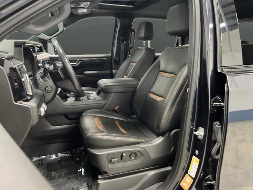 Used 2023 GMC Sierra 1500 AT4 Truck Crew Cab