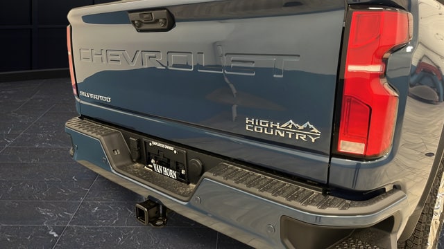 2026 Chevrolet Silverado 2500 HD High Country - Photo 41