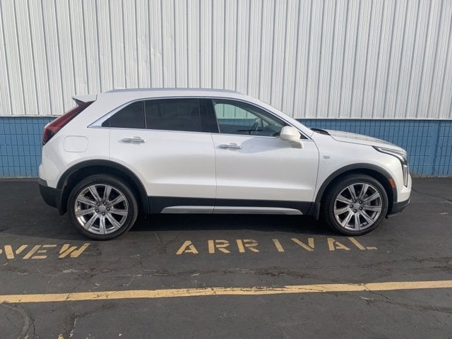 Used 2020 Cadillac XT4 Premium Luxury with VIN 1GYFZCR44LF061158 for sale in Plymouth, WI