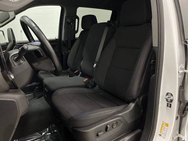 2025 Chevrolet Silverado 1500 LT photo 4