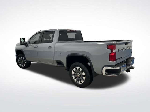 2024 Chevrolet Silverado 2500HD LT photo 3
