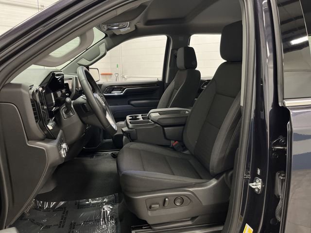 2024 Gmc Sierra 1500 SLE photo 4