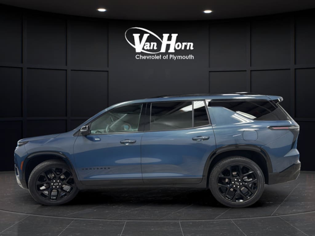 Used 2024 Chevrolet Traverse RS SUV