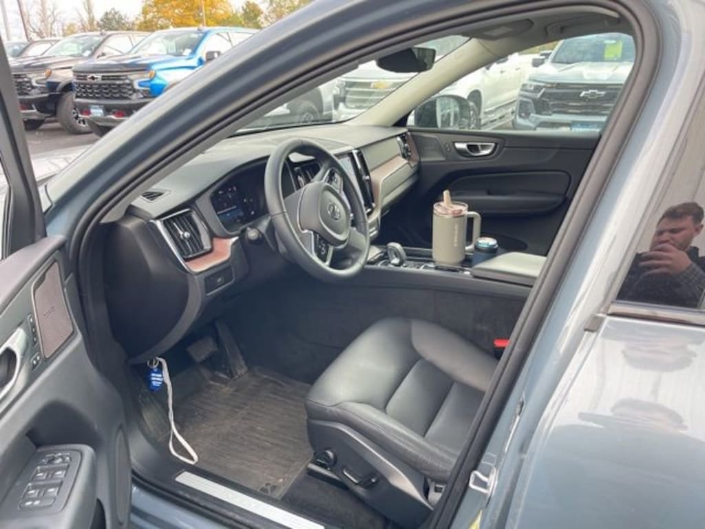 Used 2024 Volvo XC60 B5 Plus Dark Theme SUV