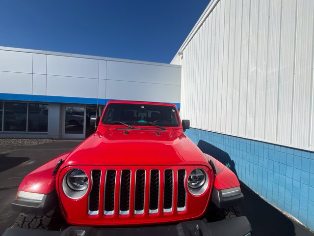 Used 2020 Jeep Gladiator Overland Truck Crew Cab