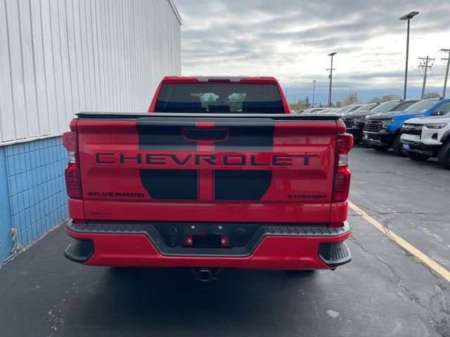 2022 Chevrolet Silverado 1500 Custom photo 3