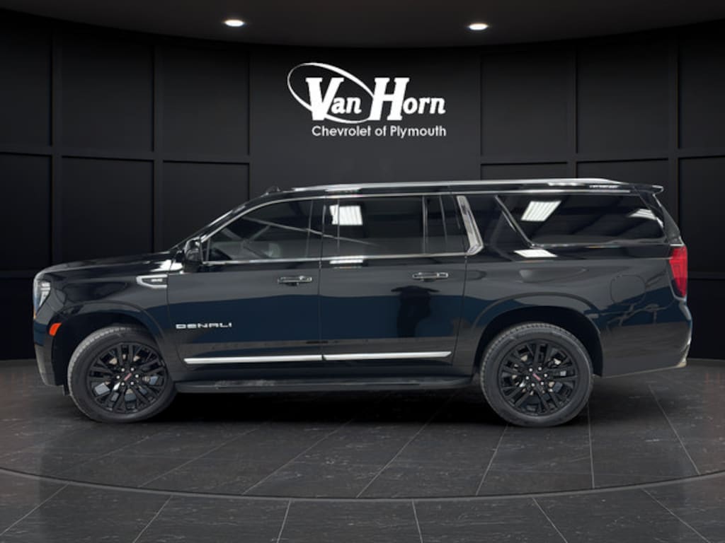 Used 2024 GMC Yukon XL Denali SUV