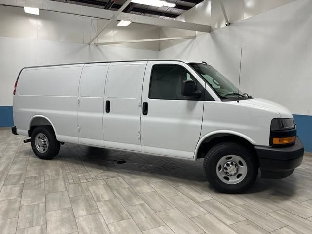 2026 Chevrolet Express Cargo