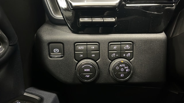 2026 Chevrolet Silverado 2500 HD High Country - Photo 35