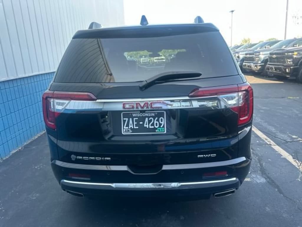 Used 2023 GMC Acadia Denali SUV