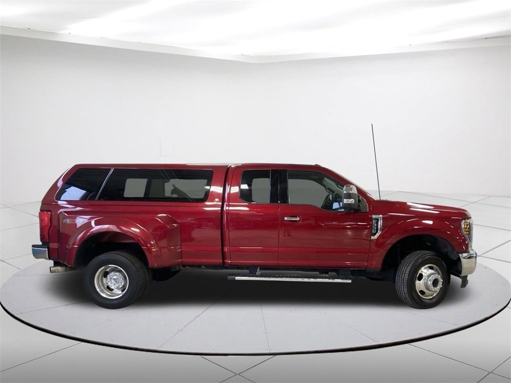 Used 2019 Ford F-350 Super Duty XLT with VIN 1FT8X3D65KEC64755 for sale in Newhall, IA