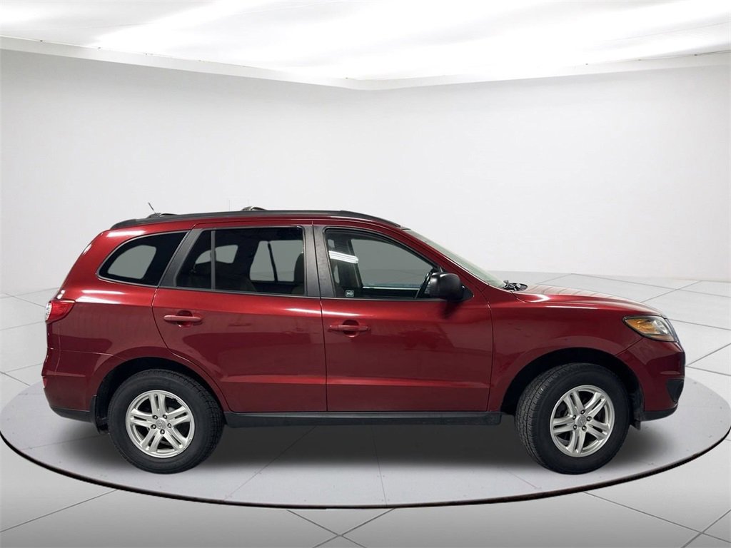 Used 2011 Hyundai Santa Fe GLS with VIN 5XYZGDAB2BG009841 for sale in Newhall, IA