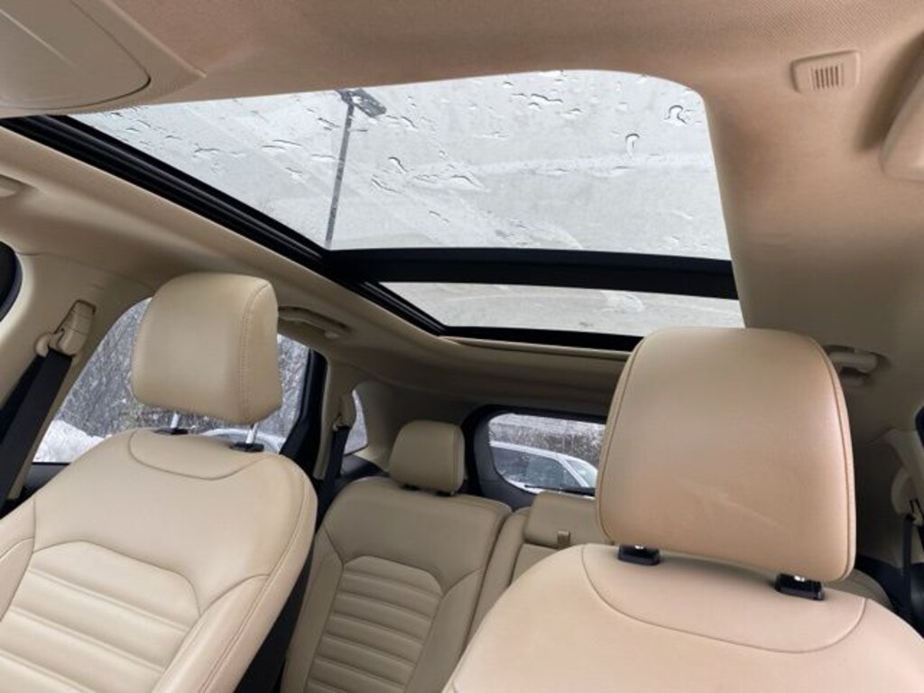 Certified 2022 Ford Edge SEL SUV