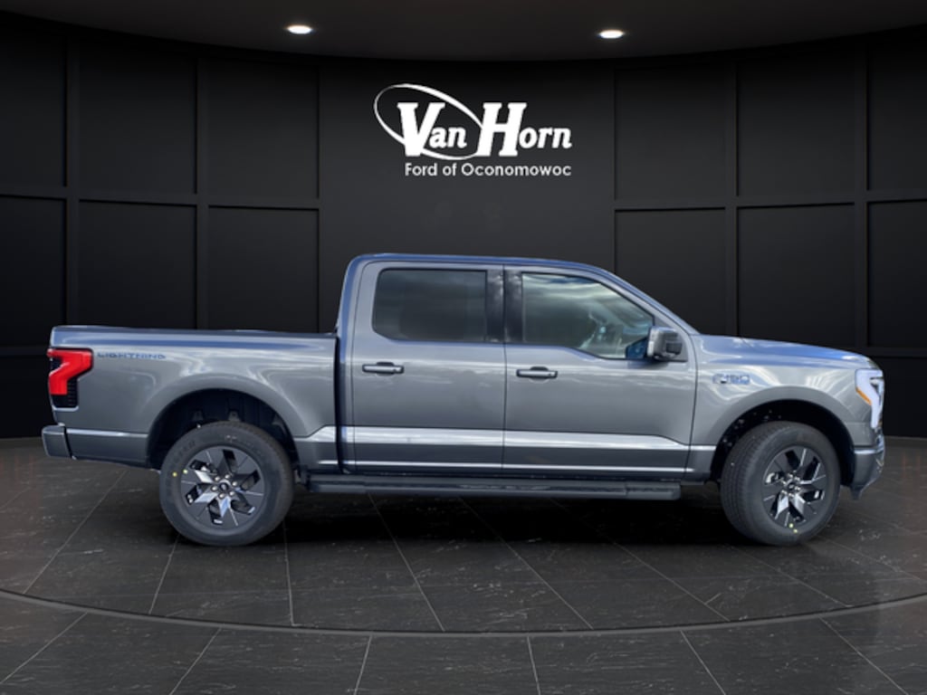 New 2025 Ford F-150 Lightning Lariat Truck